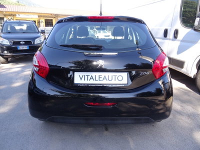 Peugeot 208 VTi 95 CV 5p. GPL Allure (8)
