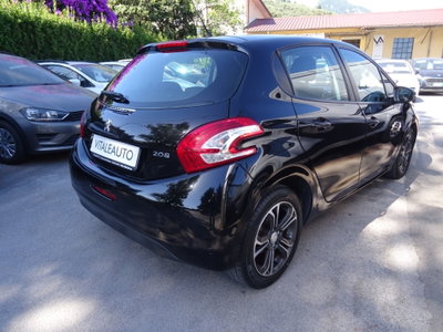 Peugeot 208 VTi 95 CV 5p. GPL Allure (9)