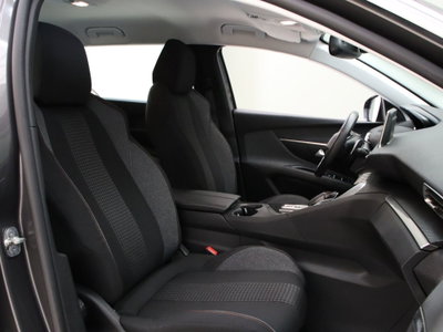 Peugeot 5008 BlueHDi 130 S&S Allure (17)