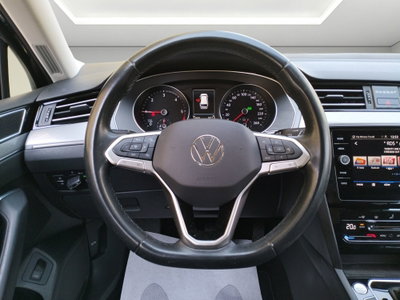 Volkswagen Passat Variant 2.0 TDI SCR EVO DSG Business (13)