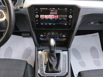 Volkswagen Passat Variant 2.0 TDI SCR EVO DSG Business (14)