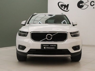 Volvo XC40 T2 Momentum Pro (2)