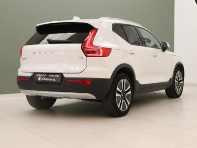 Volvo XC40 T2 Momentum Pro (6)