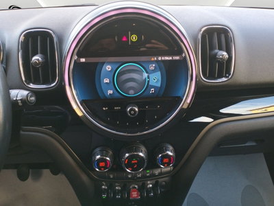 MINI Mini Countryman 2.0 Cooper D Essential Countryman (12)