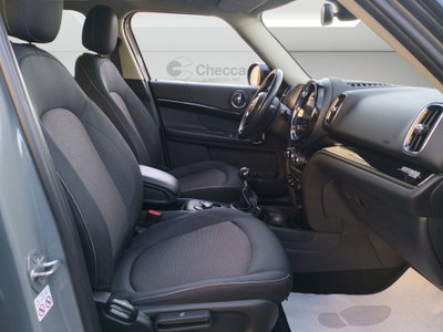 MINI Mini Countryman 2.0 Cooper D Essential Countryman (16)