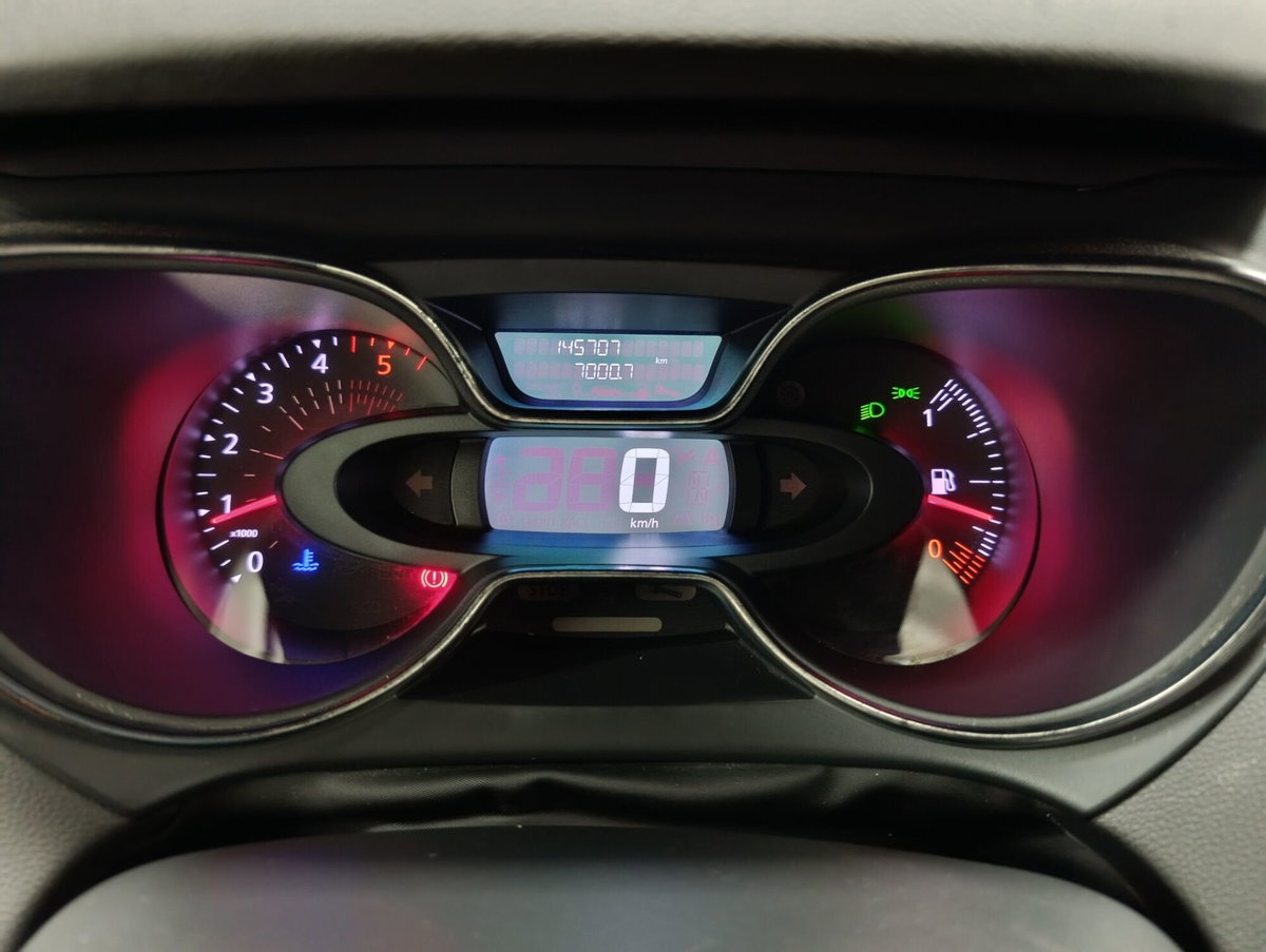 Renault Captur dCi 8V 90 CV Start&Stop Energy Sport Edition2 (16)