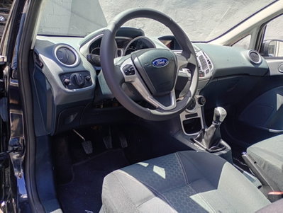 Ford Fiesta 1.6 TDCi 90CV 3 porte DPF Titanium (5)
