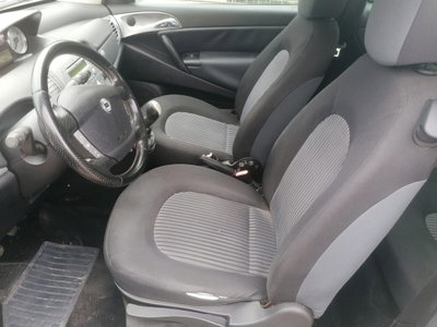 Lancia Ypsilon 1.3 MJT 75 CV Platino (6)