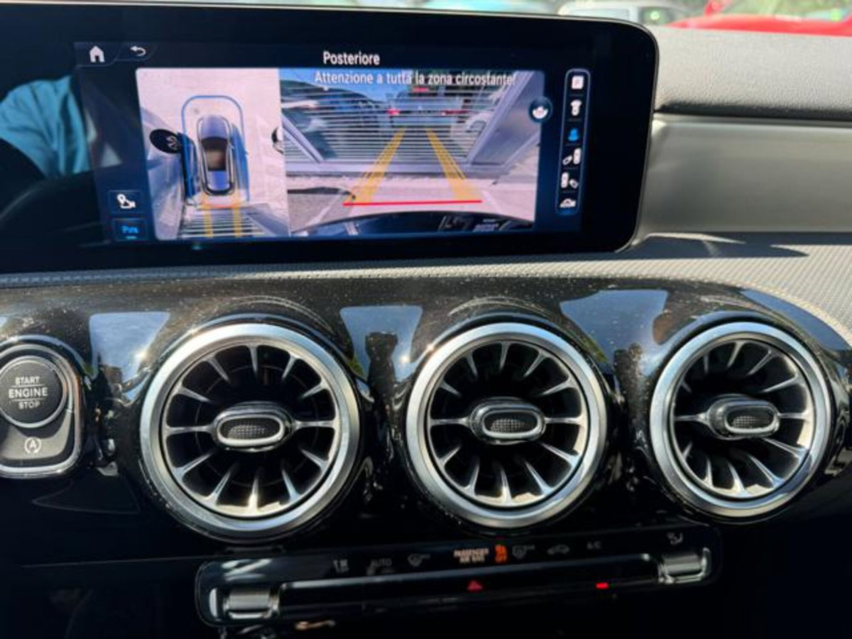 Mercedes-Benz Classe A 180 d AMG Line Premium Plus auto (9)
