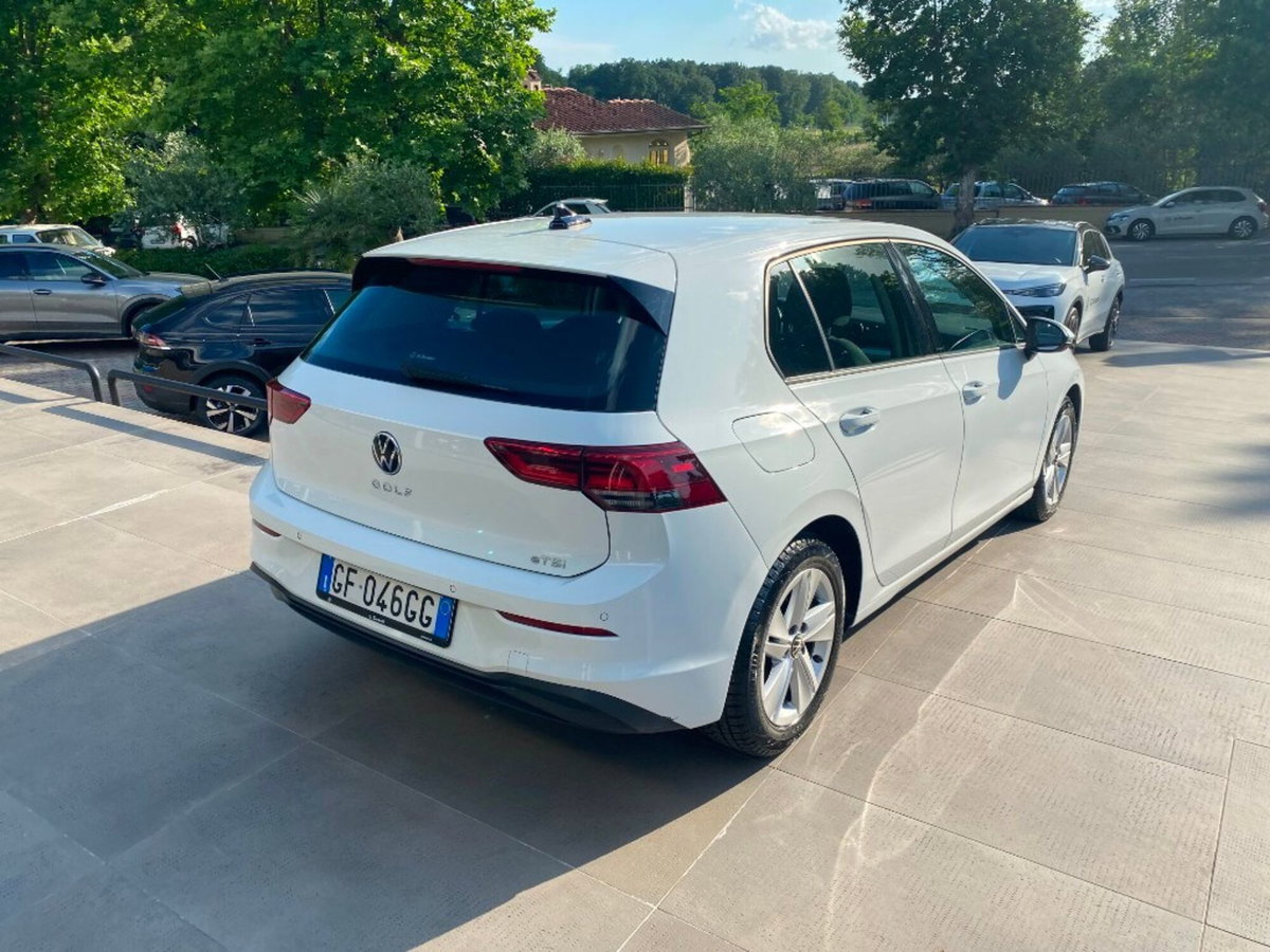 Volkswagen Golf Variant 1.0 eTSI EVO DSG Life (3)