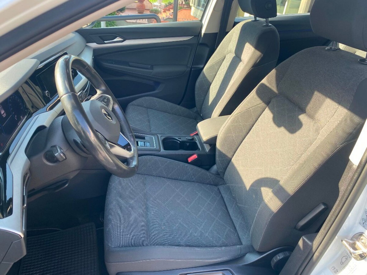 Volkswagen Golf Variant 1.0 eTSI EVO DSG Life (7)