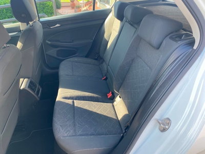 Volkswagen Golf Variant 1.0 eTSI EVO DSG Life (8)