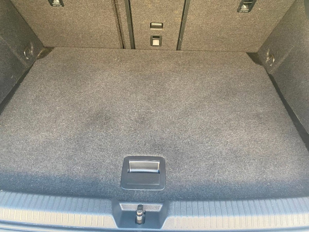 Volkswagen Golf Variant 1.0 eTSI EVO DSG Life (9)