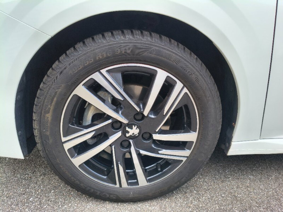Peugeot 208 PureTech 100 Stop&Start 5 porte Allure (7)