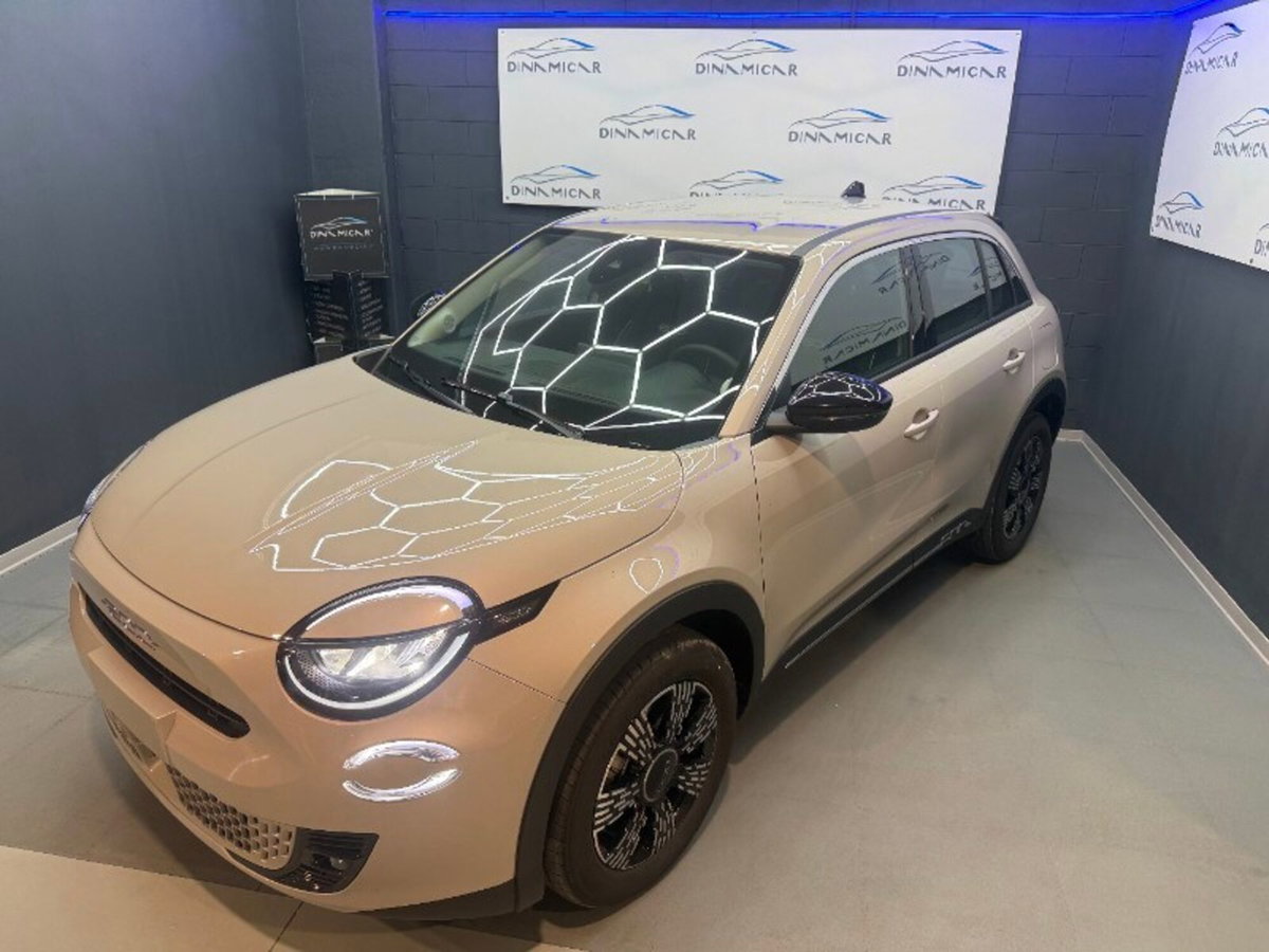 Fiat 600 1.2 hybrid Business 110cv auto (6)