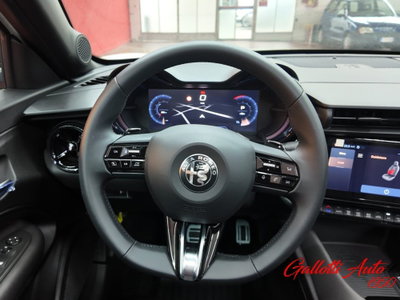 Alfa Romeo Junior 1.2 ibrida Sport Speciale 145cv edct6 (11)