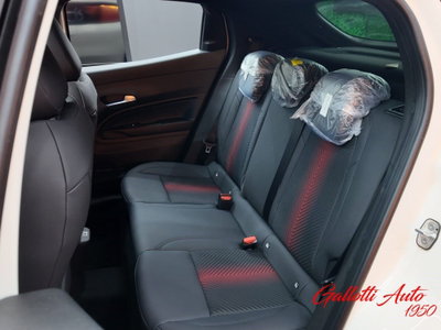 Alfa Romeo Junior 1.2 ibrida Sport Speciale 145cv edct6 (14)