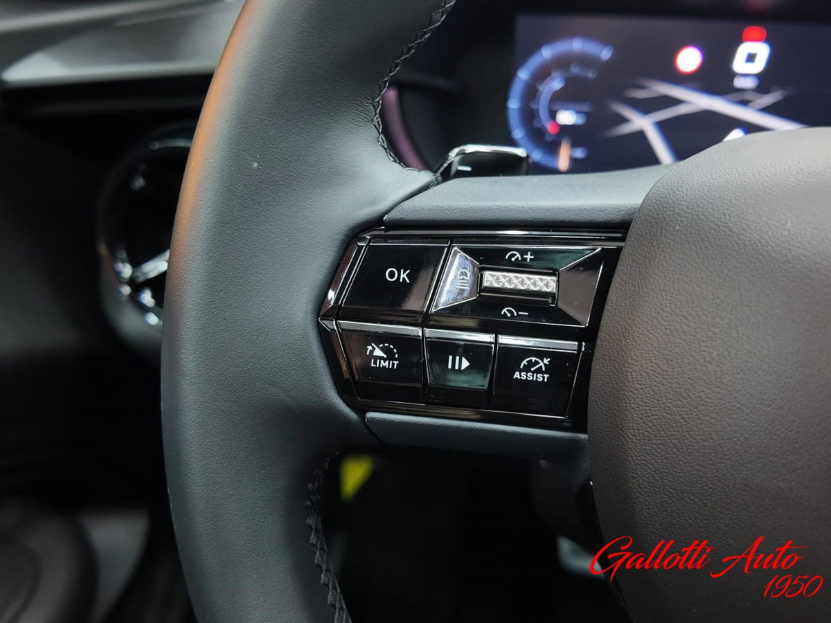 Alfa Romeo Junior 1.2 ibrida Sport Speciale 145cv edct6 (20)