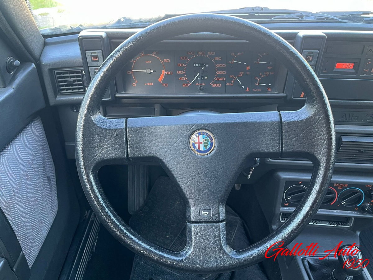 Alfa Romeo 75 1.8i turbo America (11)