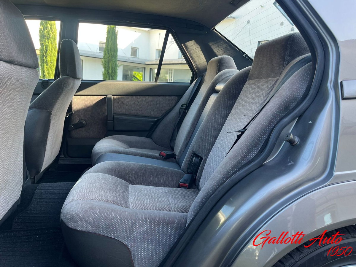 Alfa Romeo 75 1.8i turbo America (14)