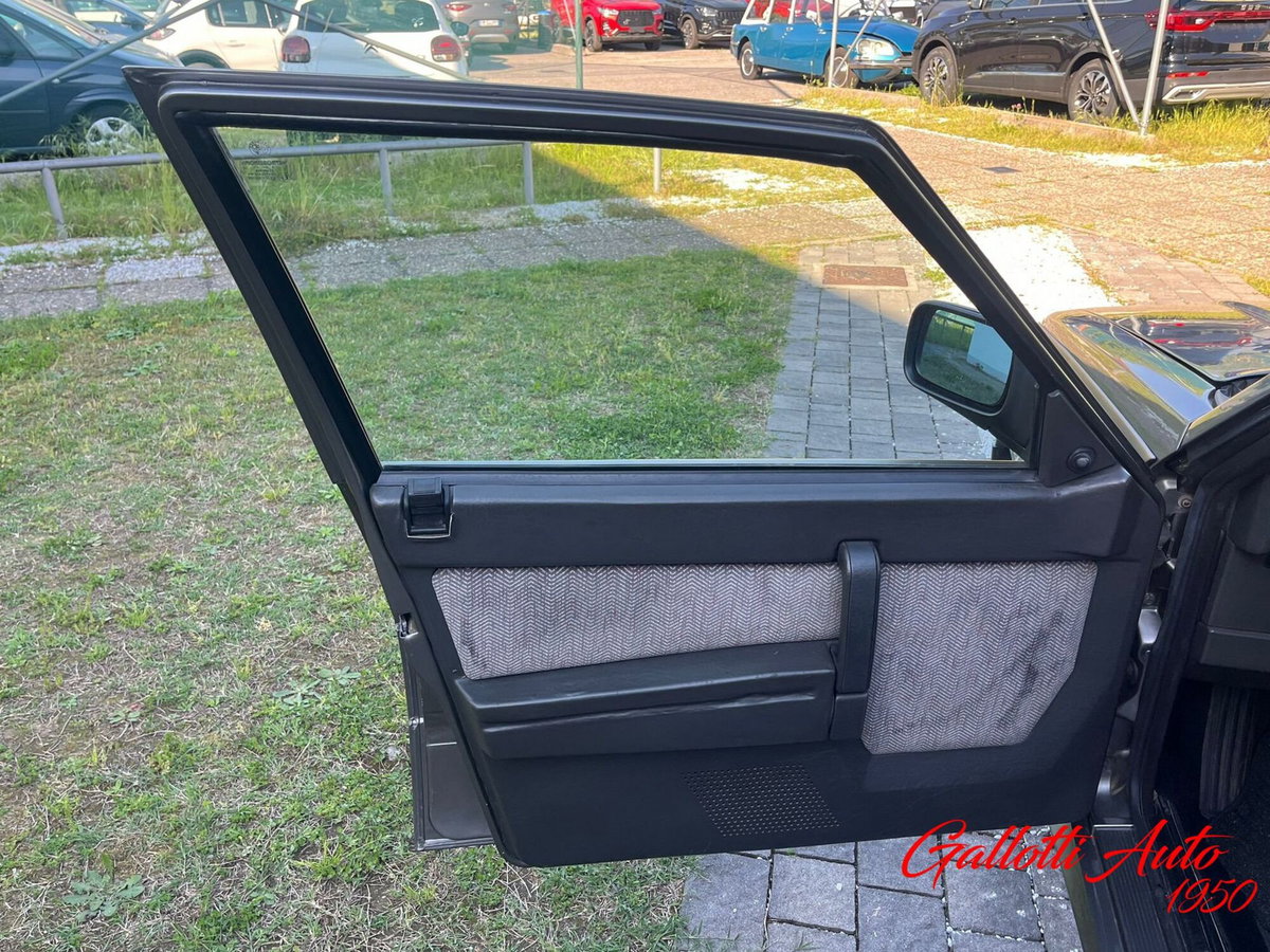 Alfa Romeo 75 1.8i turbo America (16)