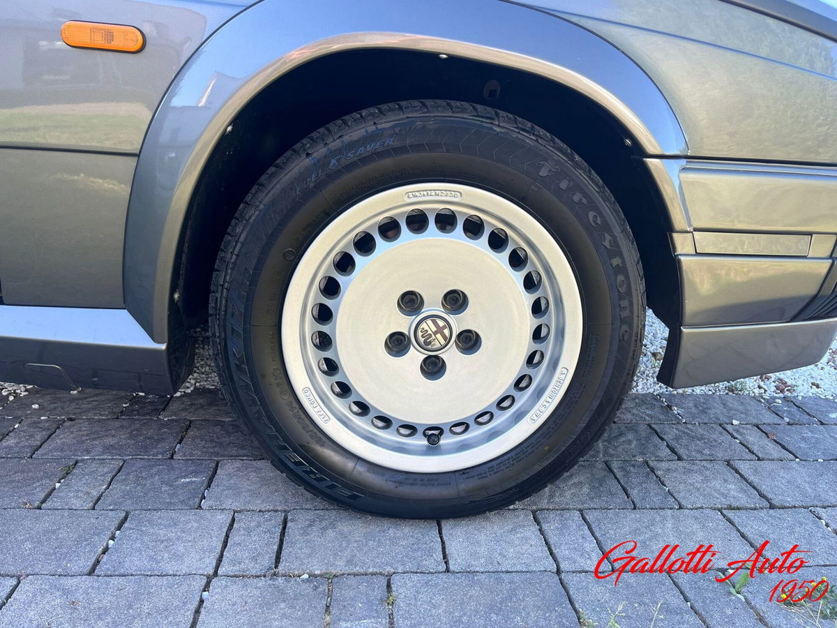Alfa Romeo 75 1.8i turbo America (20)