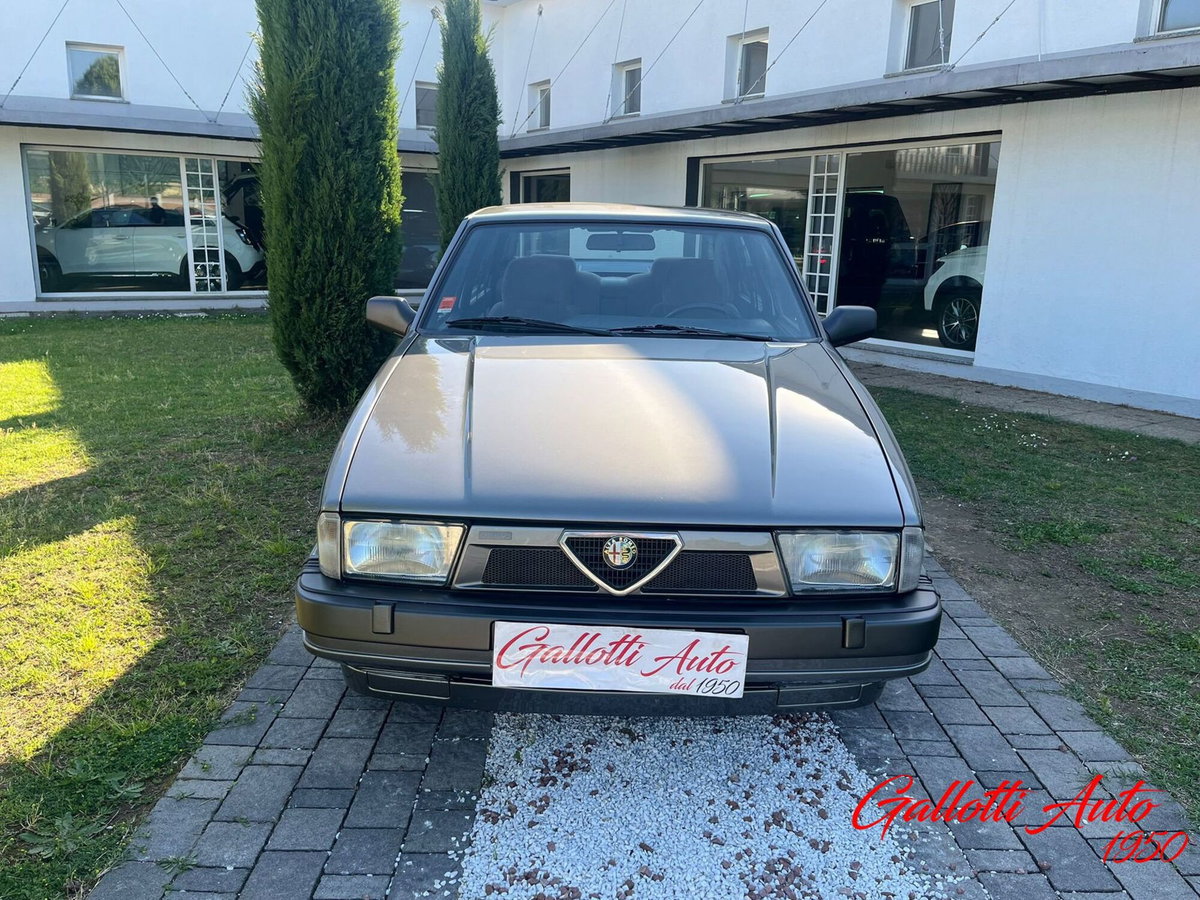 Alfa Romeo 75 1.8i turbo America (5)