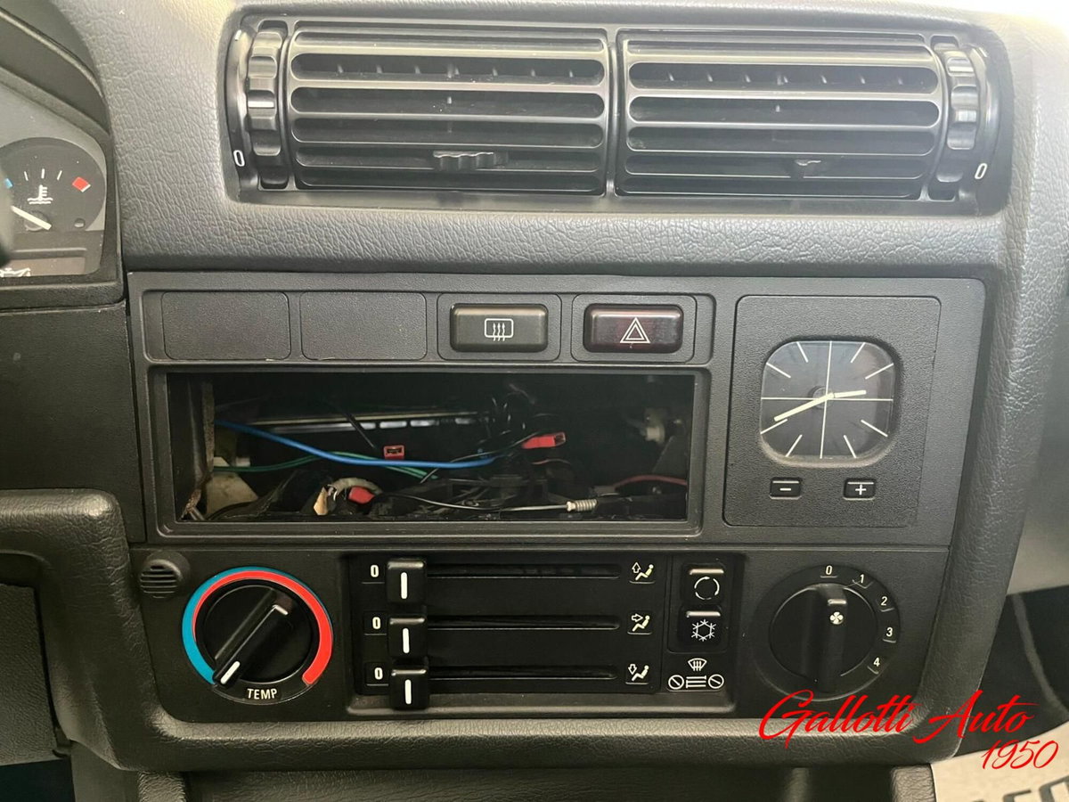 BMW Serie 3 Cabrio 320i let (17)