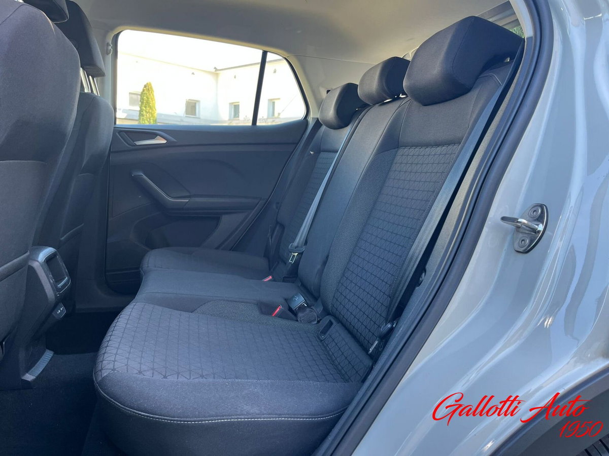 Volkswagen T-Cross 1.0 TSI 110 CV DSG Style (14)