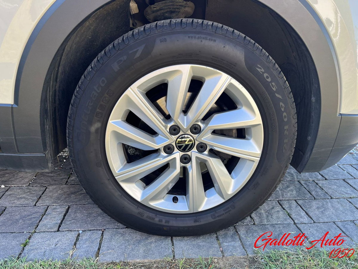 Volkswagen T-Cross 1.0 TSI 110 CV DSG Style (19)