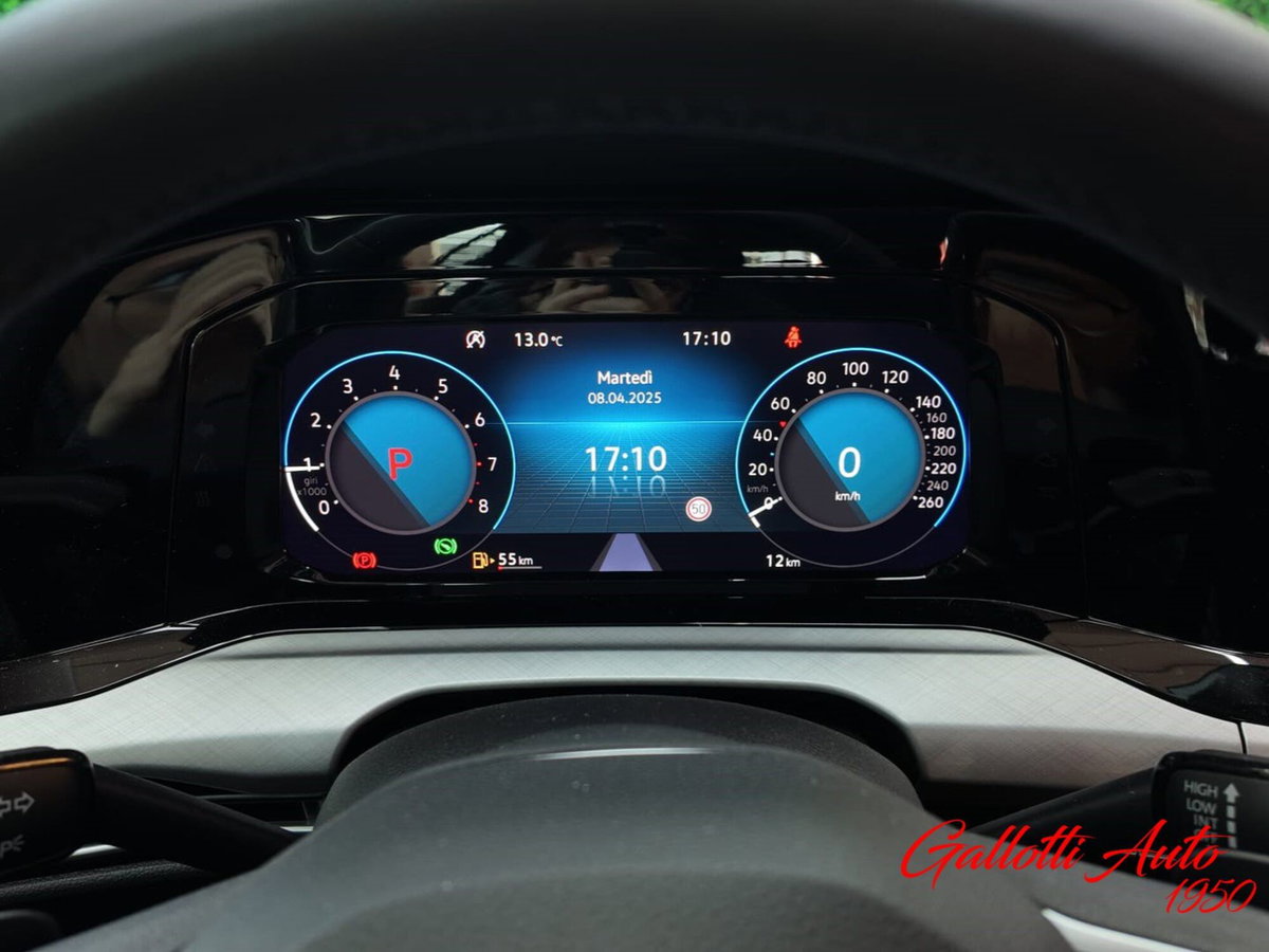 Volkswagen Golf 1.5 eTSI 130 CV EVO ACT DSG R-Line (10)