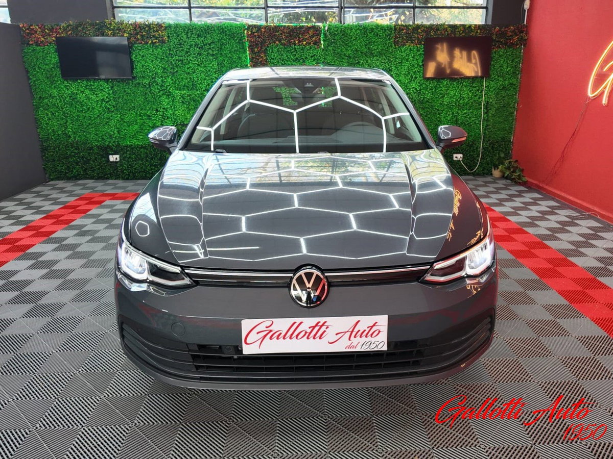 Volkswagen Golf 1.5 eTSI 130 CV EVO ACT DSG R-Line (2)