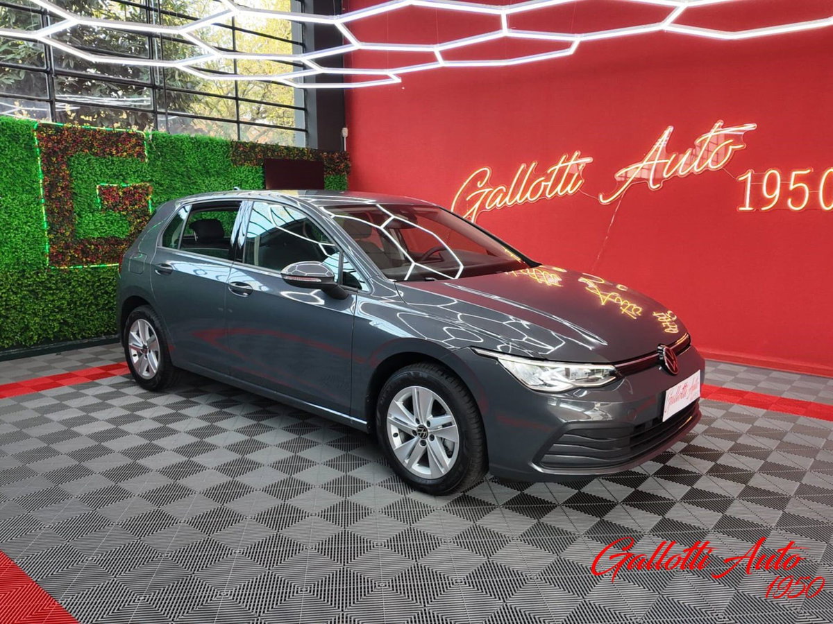 Volkswagen Golf 1.5 eTSI 130 CV EVO ACT DSG R-Line (3)