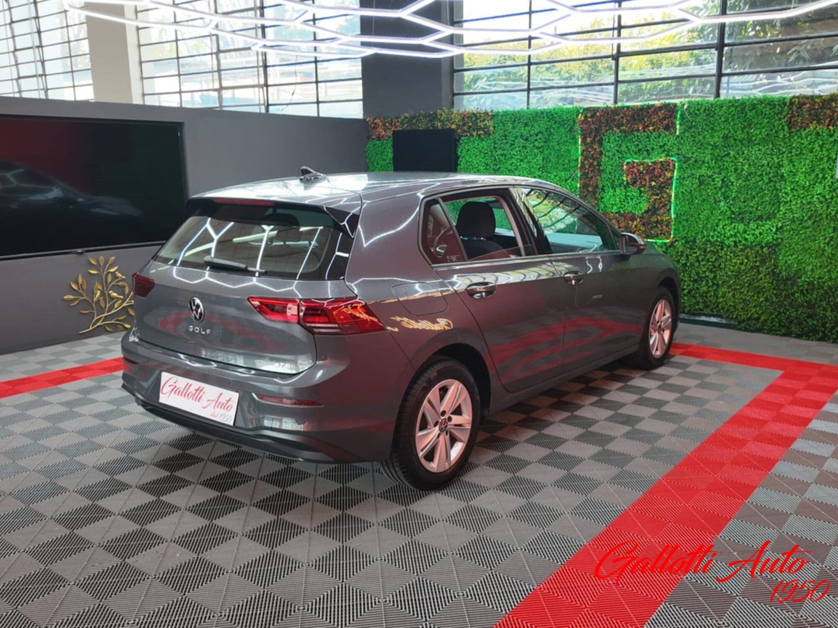 Volkswagen Golf 1.5 eTSI 130 CV EVO ACT DSG R-Line (4)