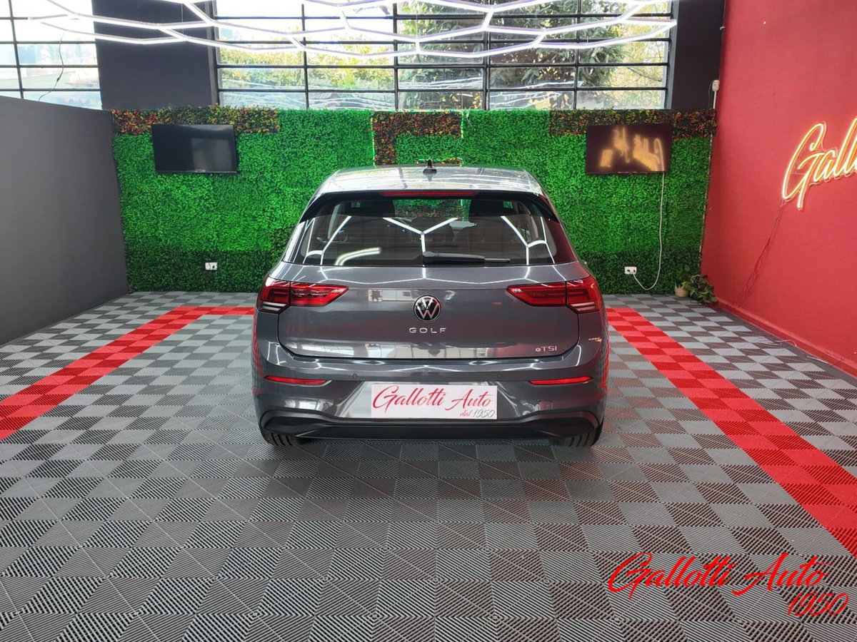 Volkswagen Golf 1.5 eTSI 130 CV EVO ACT DSG R-Line (5)