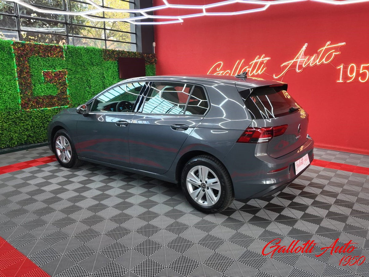 Volkswagen Golf 1.5 eTSI 130 CV EVO ACT DSG R-Line (6)