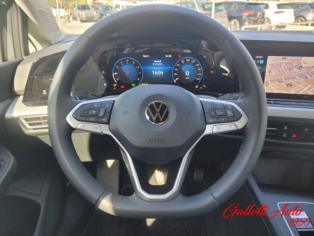 Volkswagen Golf 1.5 eTSI 130 CV EVO ACT DSG R-Line (10)