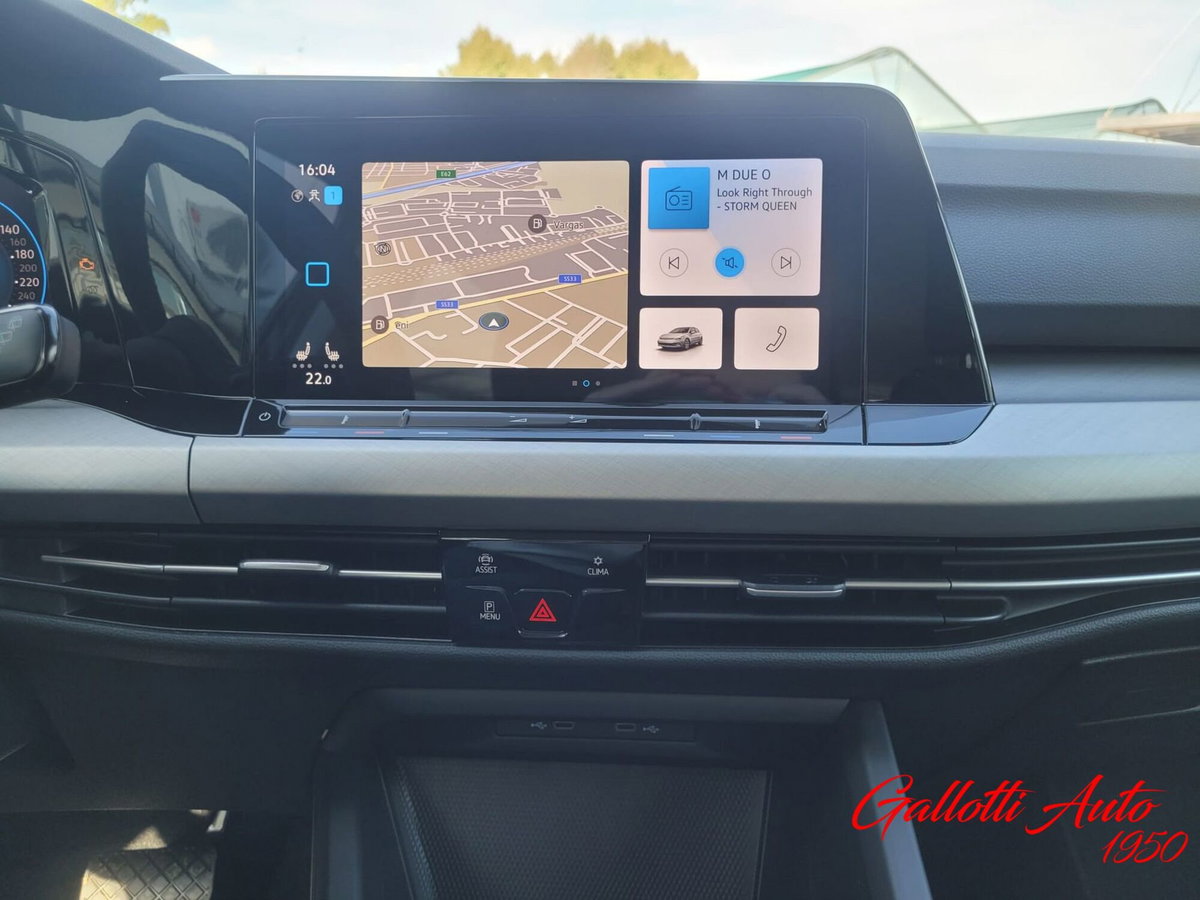 Volkswagen Golf 1.5 eTSI 130 CV EVO ACT DSG R-Line (11)