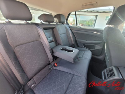 Volkswagen Golf 1.5 eTSI 130 CV EVO ACT DSG R-Line (14)
