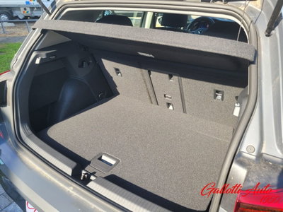 Volkswagen Golf 1.5 eTSI 130 CV EVO ACT DSG R-Line (15)
