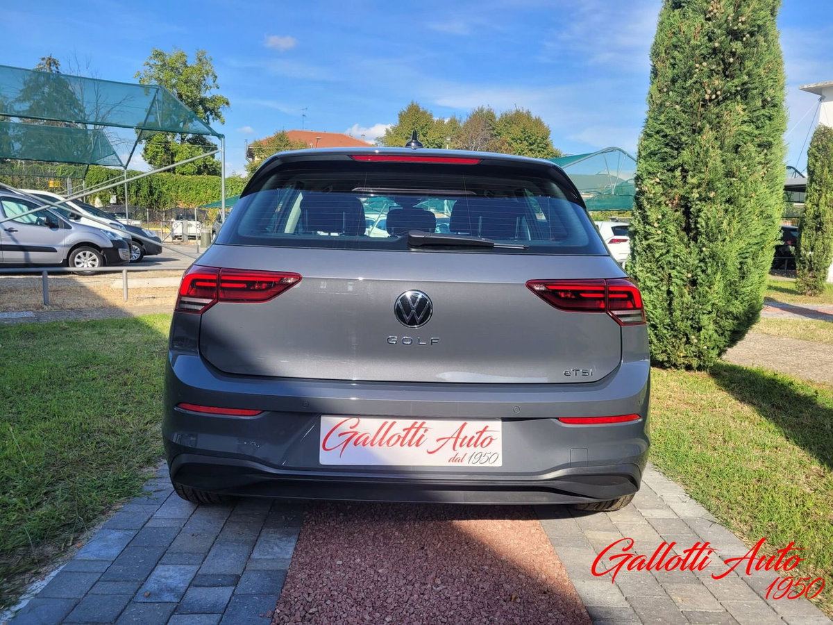Volkswagen Golf 1.5 eTSI 130 CV EVO ACT DSG R-Line (5)
