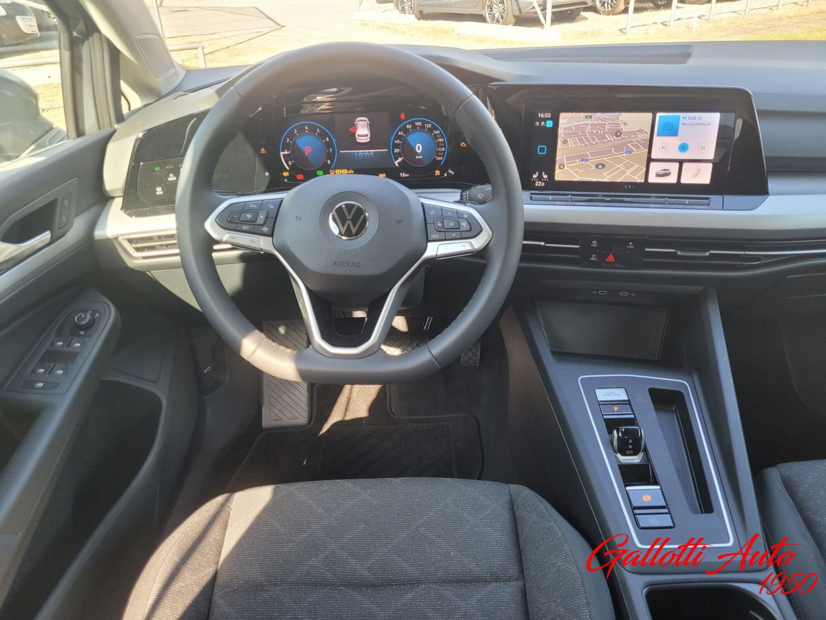 Volkswagen Golf 1.5 eTSI 130 CV EVO ACT DSG R-Line (9)