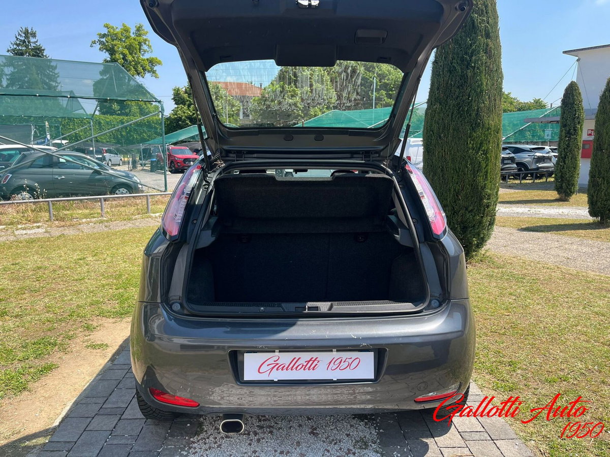 Fiat Punto 1.2 8V 3 porte Lounge (15)