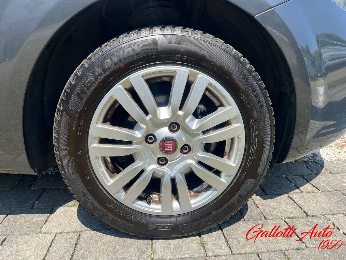Fiat Punto 1.2 8V 3 porte Lounge (19)