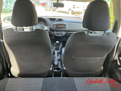 Toyota Yaris 1.0 5 porte Lounge (18)