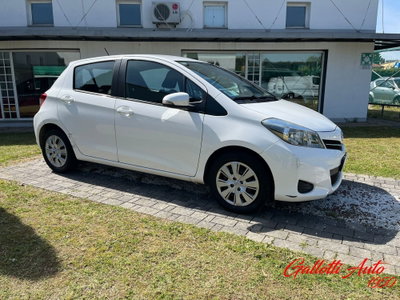 Toyota Yaris 1.0 5 porte Lounge (20)