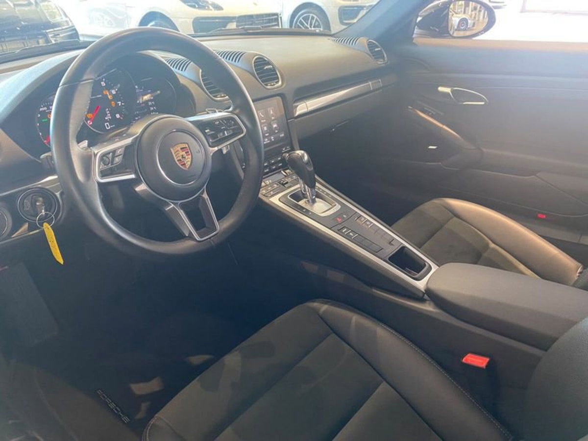Porsche 718 Cayman  Cayman 2.0 300cv (11)
