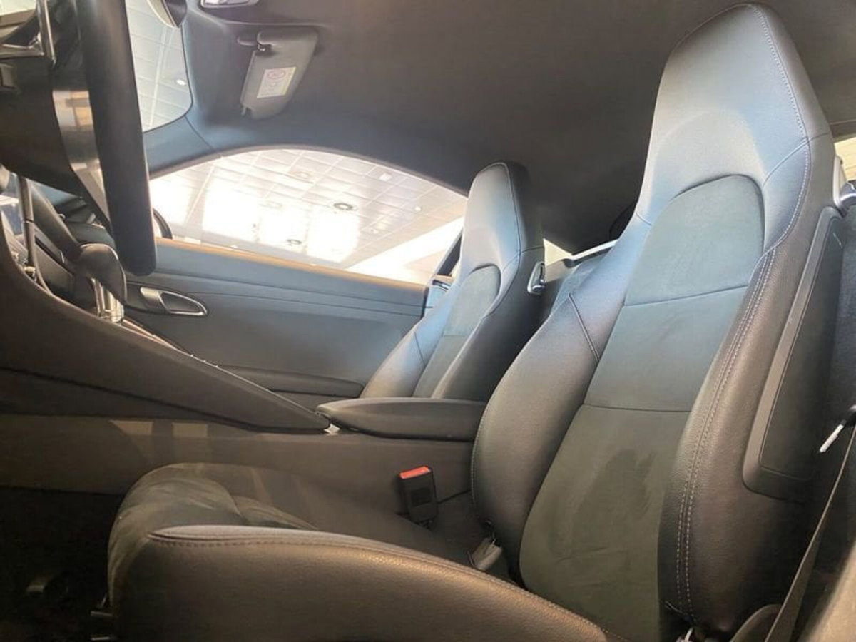 Porsche 718 Cayman  Cayman 2.0 300cv (17)