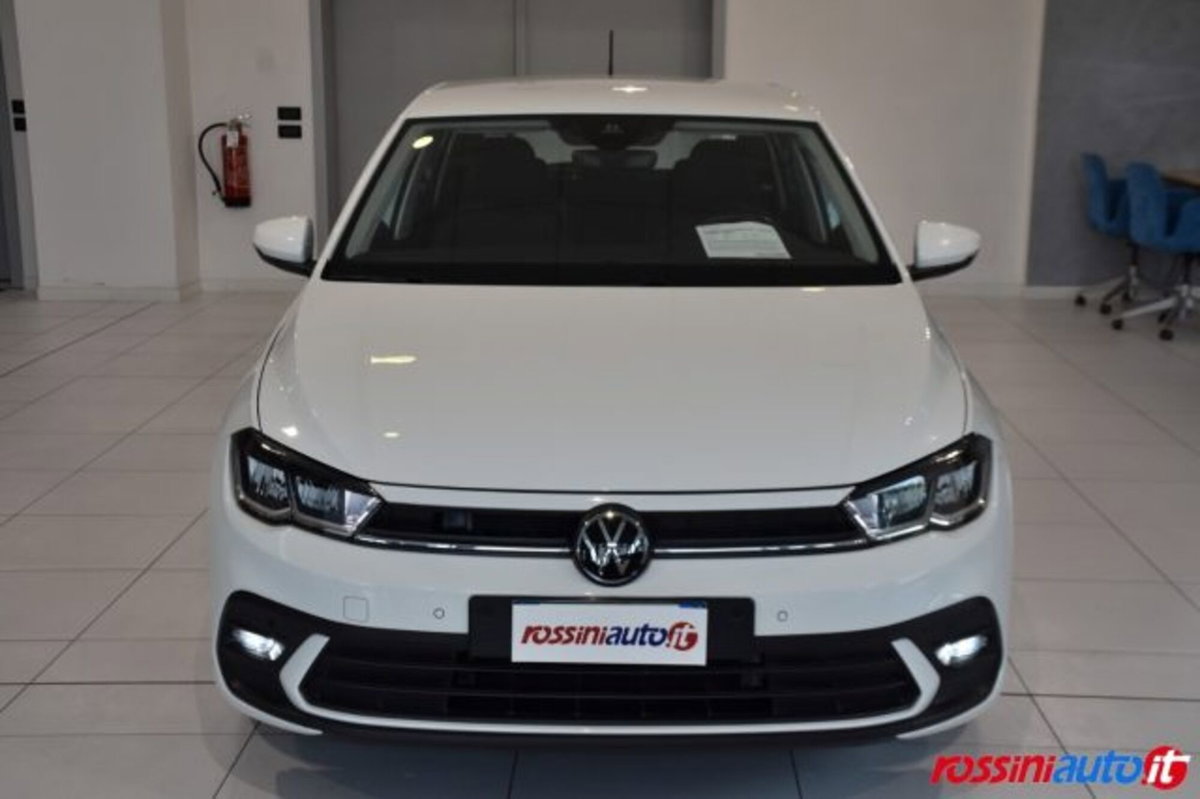 Volkswagen Polo 1.0 tsi Life 95cv (8)
