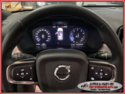Volvo XC40 T3 Geartronic Momentum Pro (17)